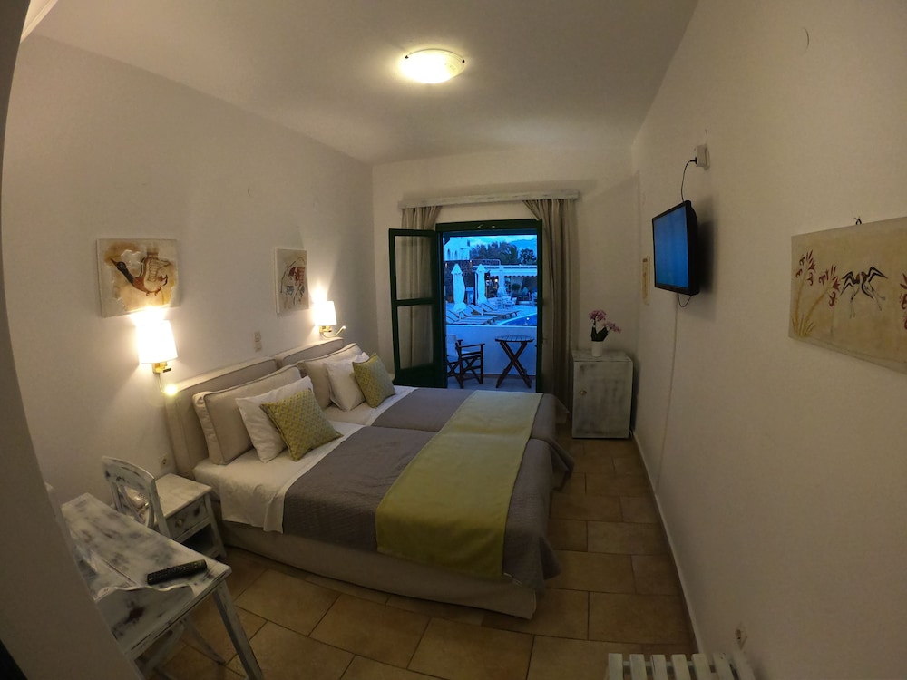 Superior Room - Photo 2