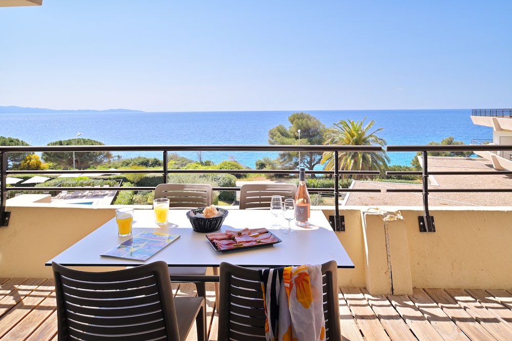 Apartment, 1 Bedroom, Balcony, Sea View - Photo 1