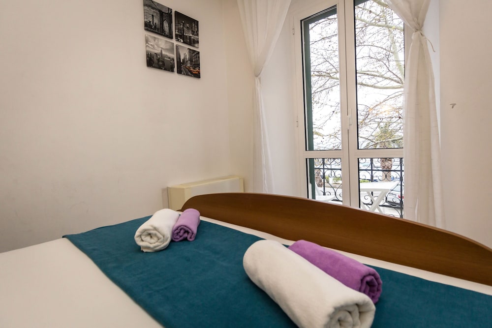 Quadruple Room, Kitchenette photo 2