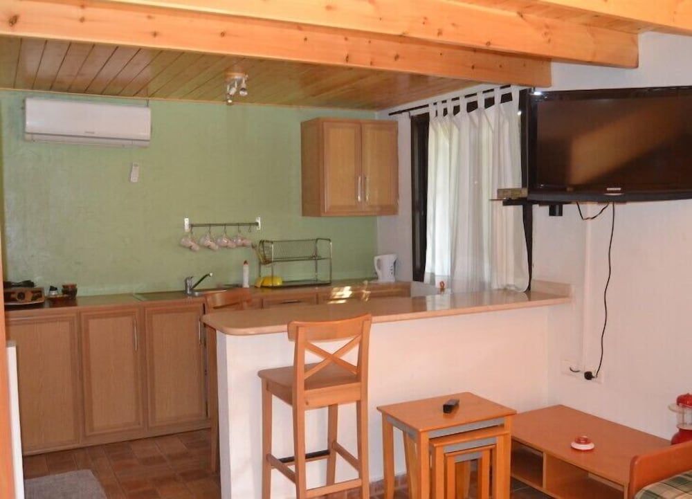 Suite, 2 Bedrooms, Mountain View photo 2