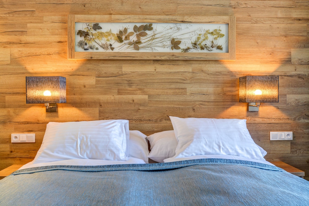 Standard Quadruple Room, Multiple Beds photo 2