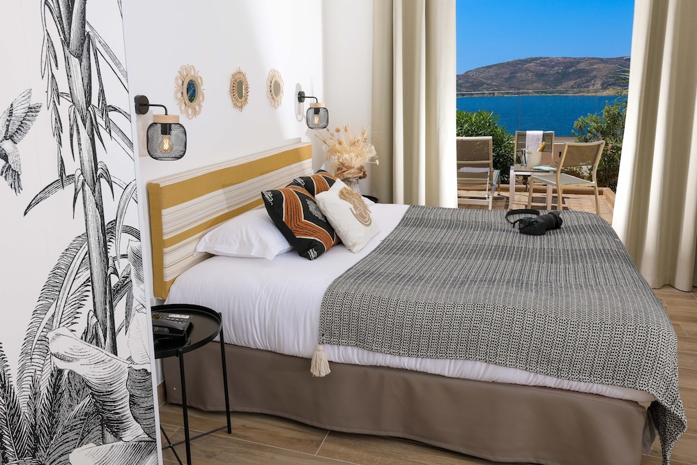 Panoramic Triple Room, Balcony, Sea View - Photo 3