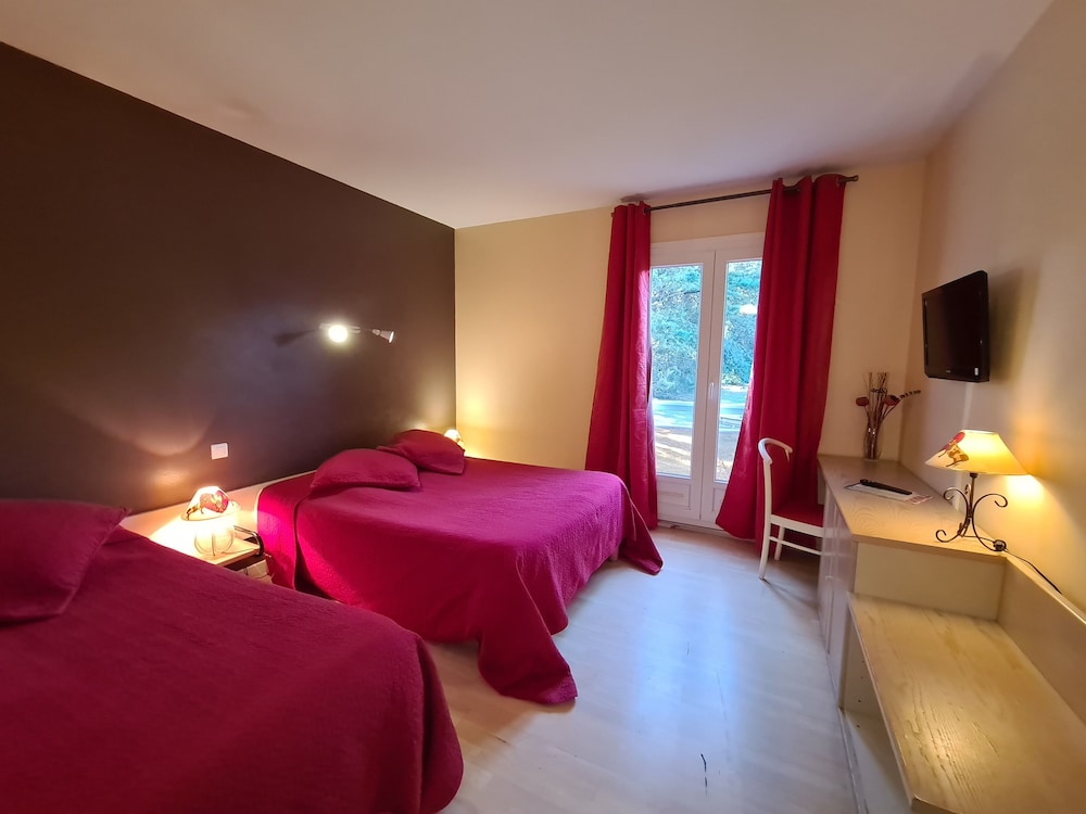 Room photo 2