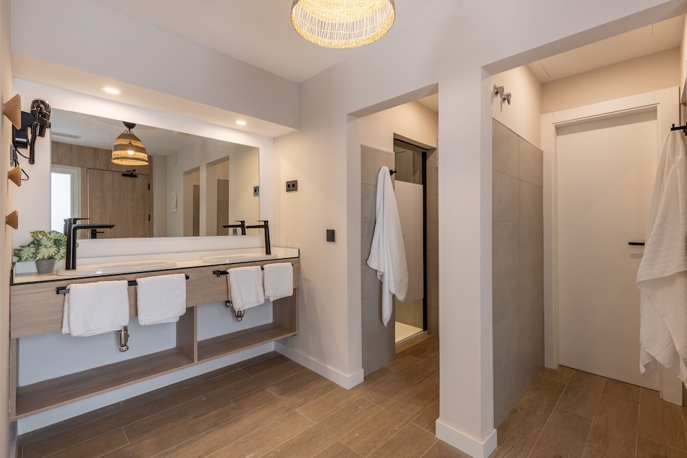 Room for 10 people with private bathroom photo 3