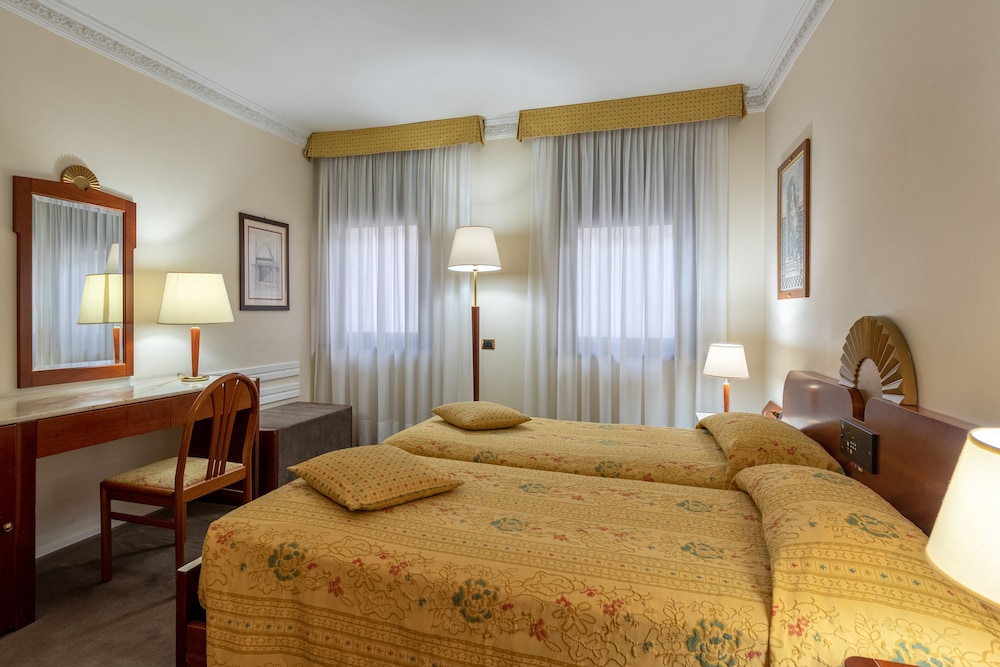 Economy Double or Twin Room - Photo 1