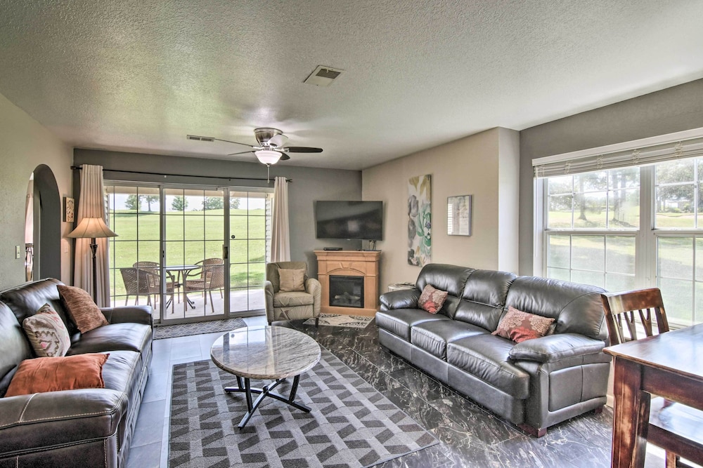 Apartment (2 Bedrooms)