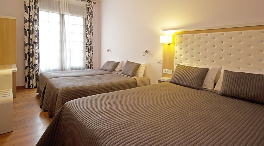 Quadruple Room photo 1