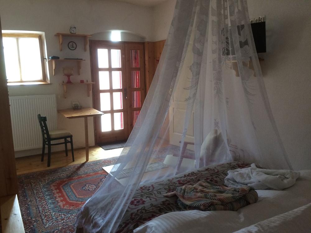 Deluxe Double Room, Garden View photo 2