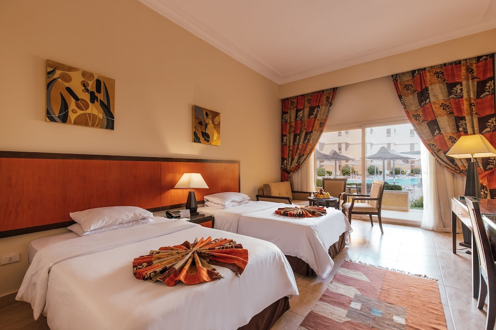 Premium Room, Pool View photo 3