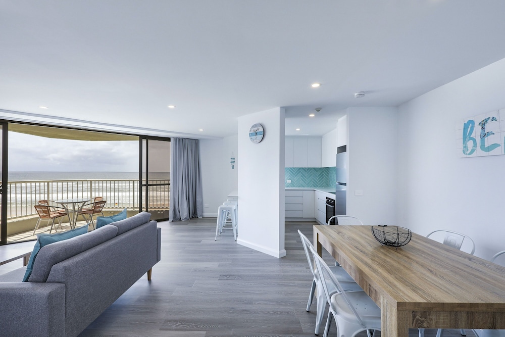 Executive Apartment thumbnail 6