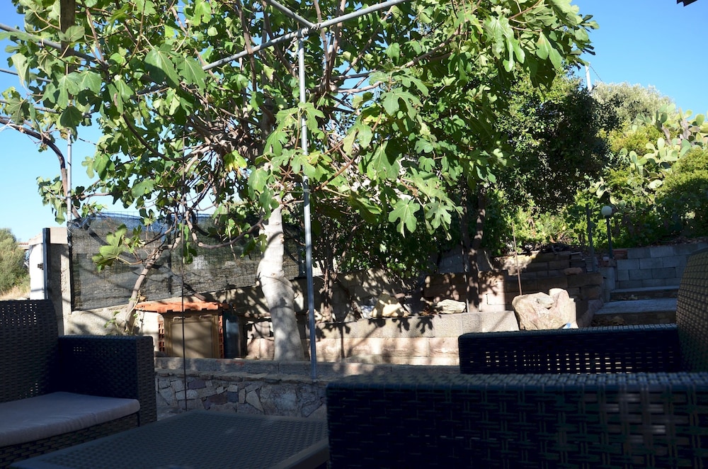Villa photo 3