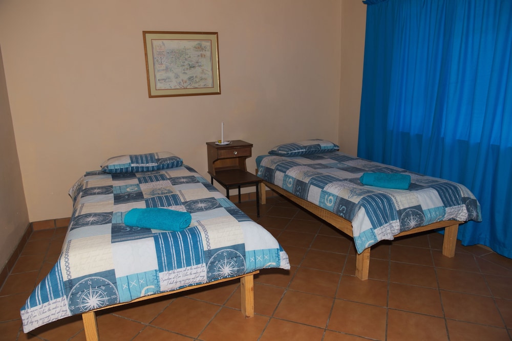 2-bed Standard Rooms photo 2