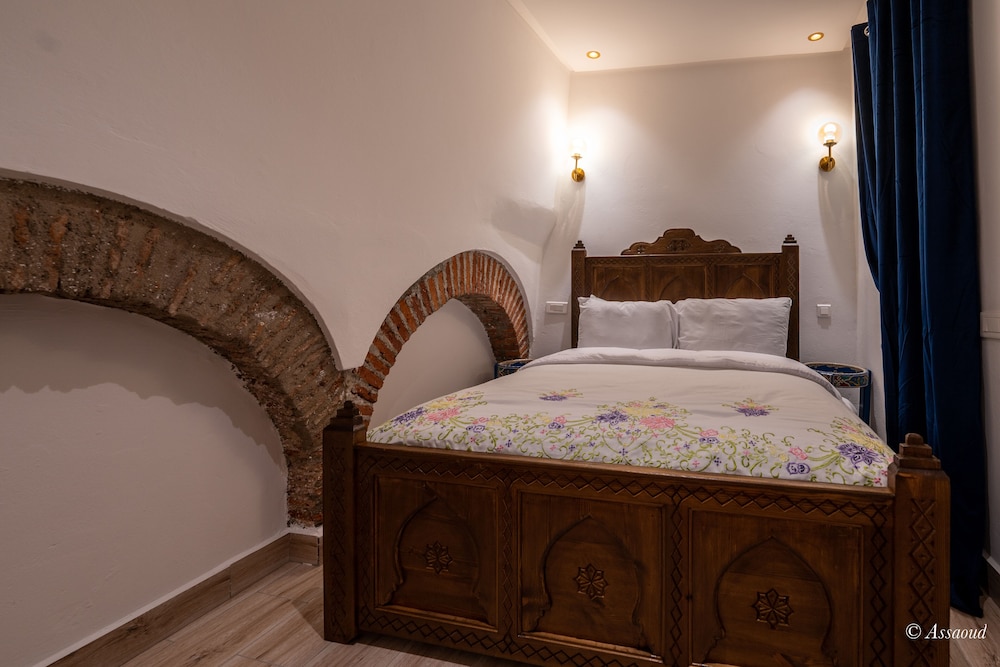 Basic Double Room photo 2