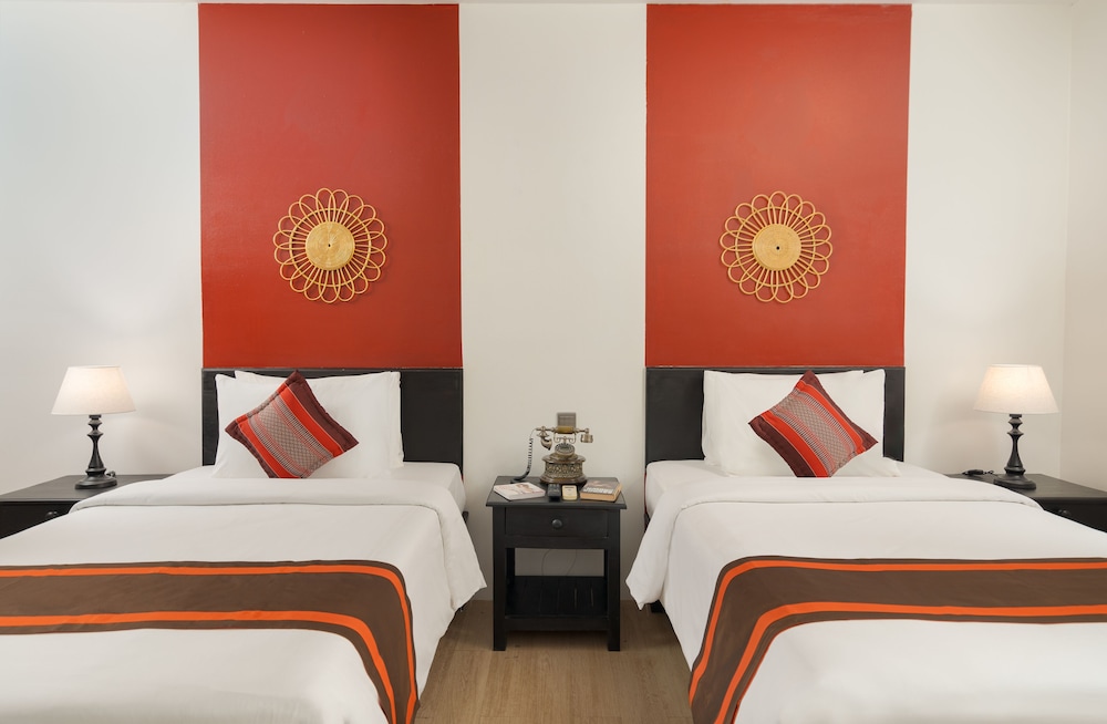 Premier Twin Room photo 2