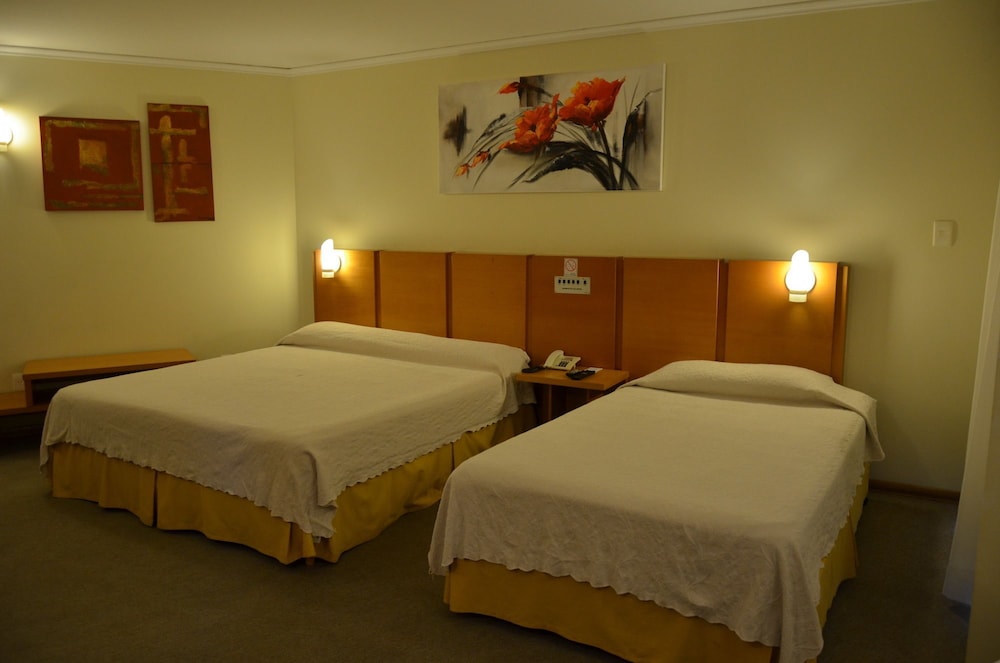 Luxury triple room double photo 1