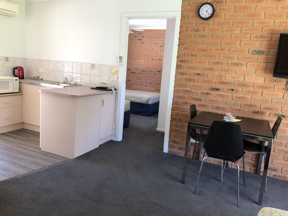 2 Bedroom Family Suite photo 2