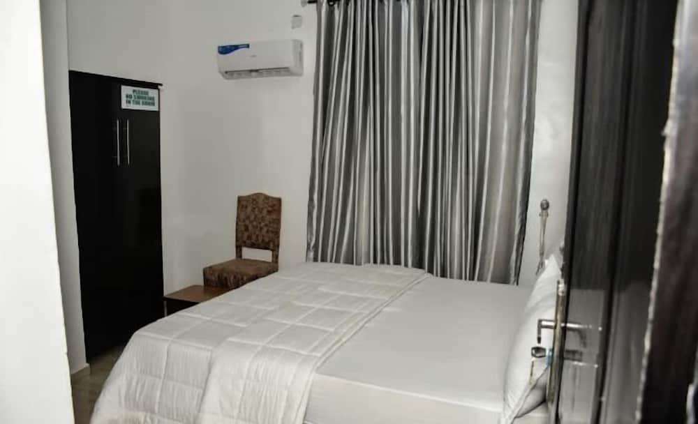 Deluxe Room, Balcony, City View