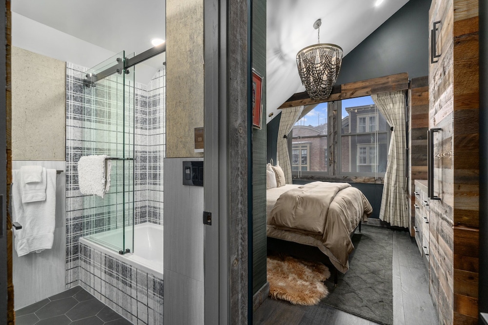 Deluxe Condo, 3 Bedrooms, 3 Bathrooms, Slope side photo 3