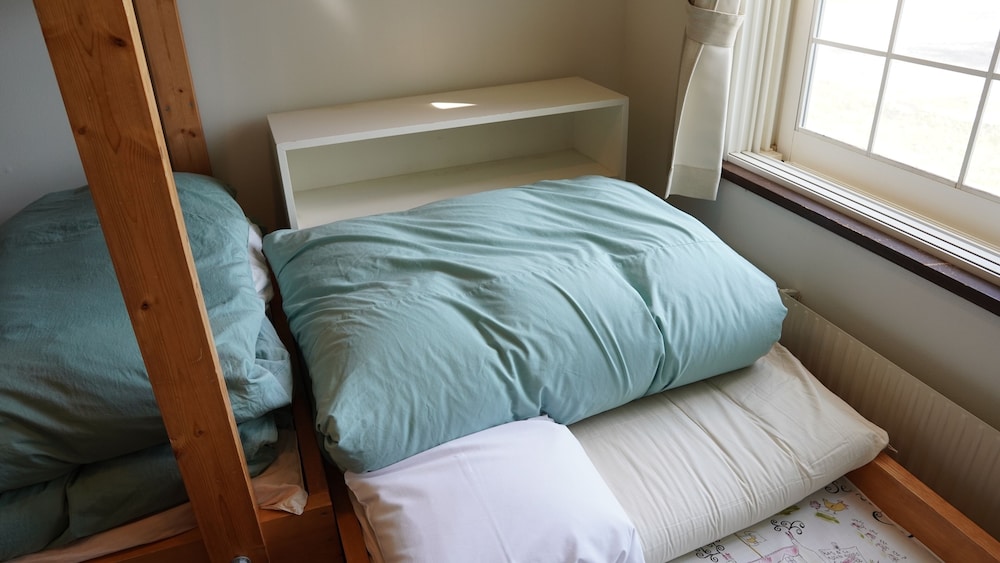 Basic Single Room, Mountain View photo 3