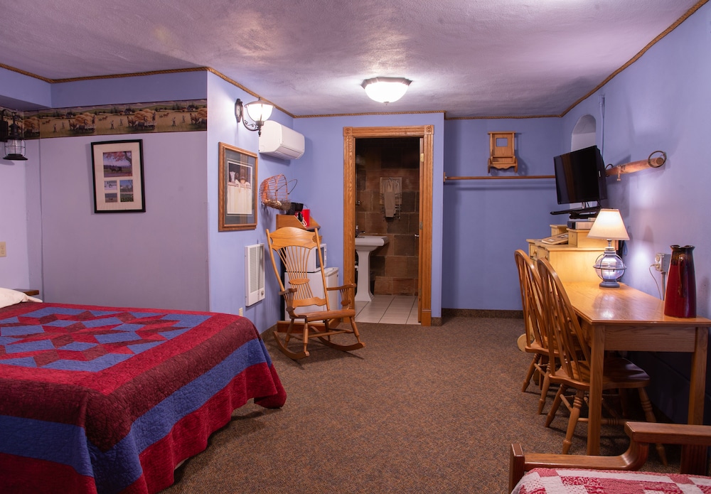 Amish Room photo 2