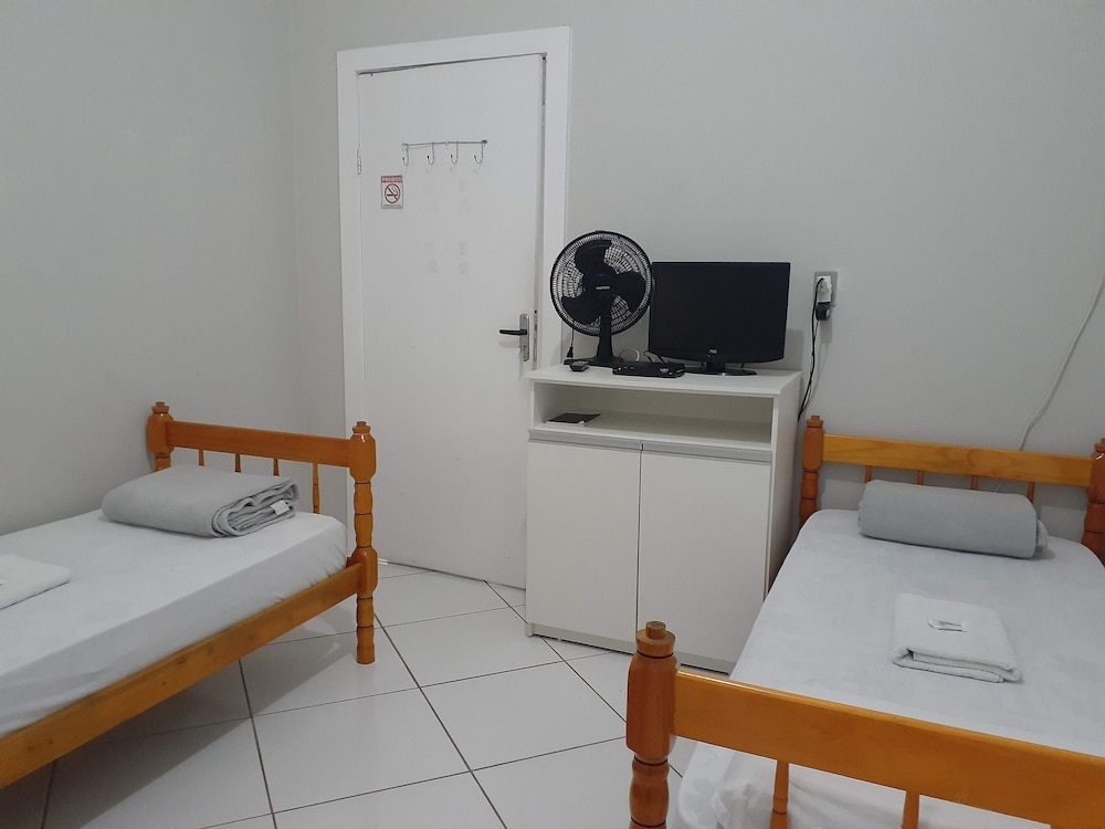Basic Twin Room, Non Smoking