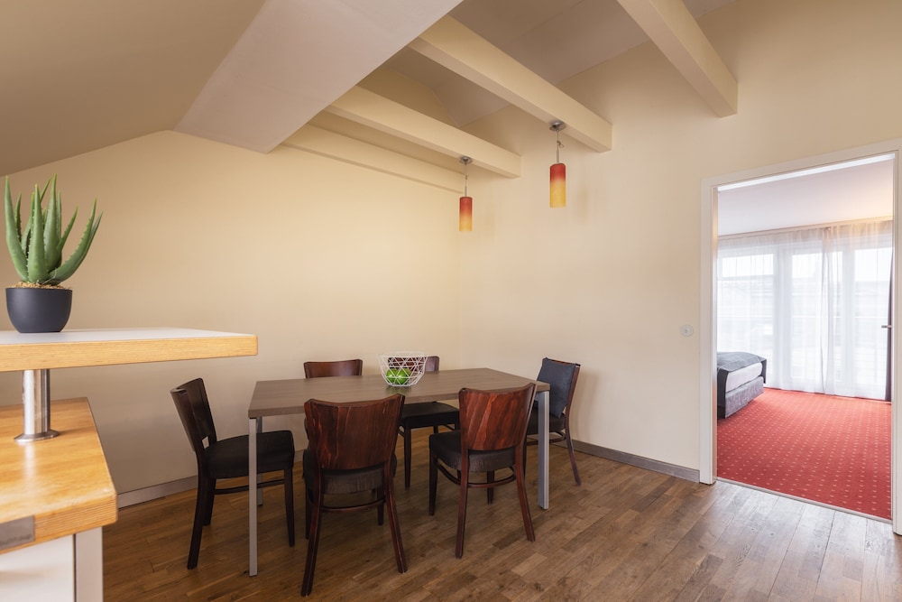Family Apartment thumbnail 6