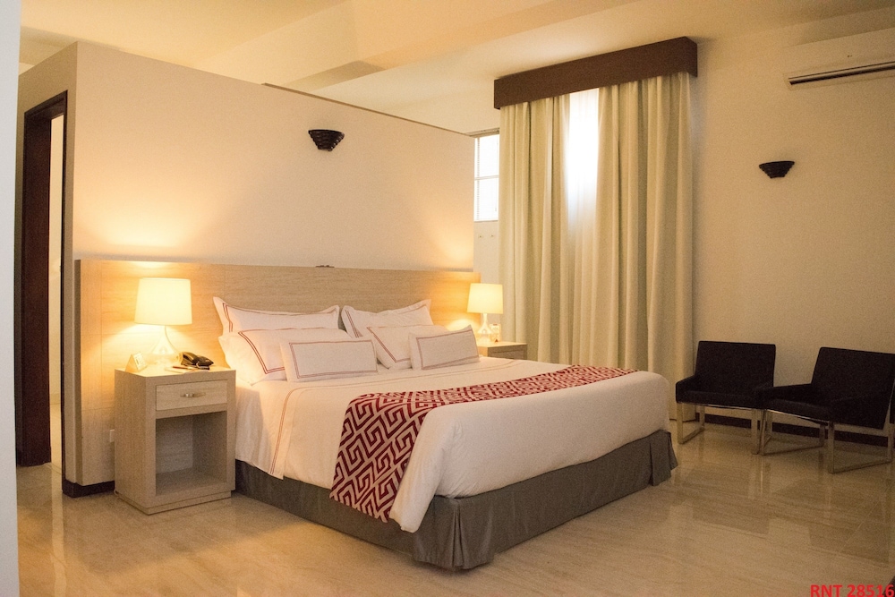 Deluxe Room, 1 King Bed