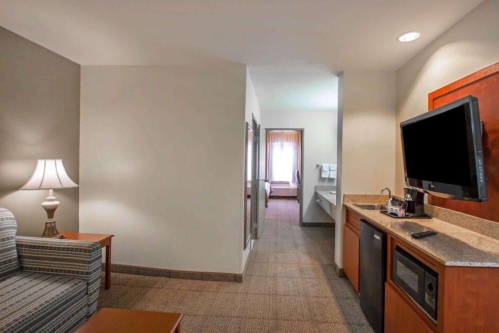 Suite, Non Smoking - Photo 2