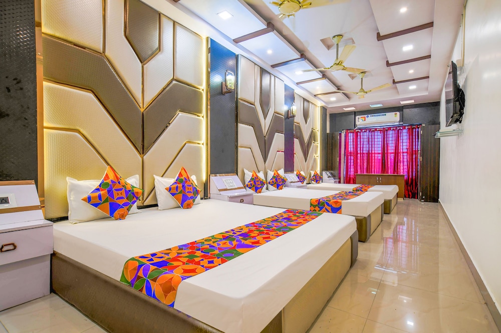 Grand Room, 1 King Bed