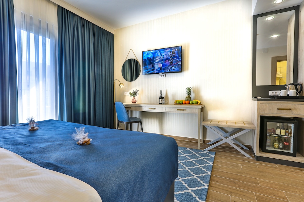 Superior Double Room, Garden View photo 3