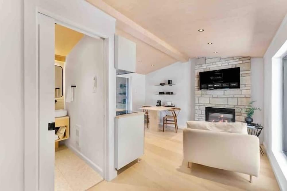 Exclusive Room, Lake View