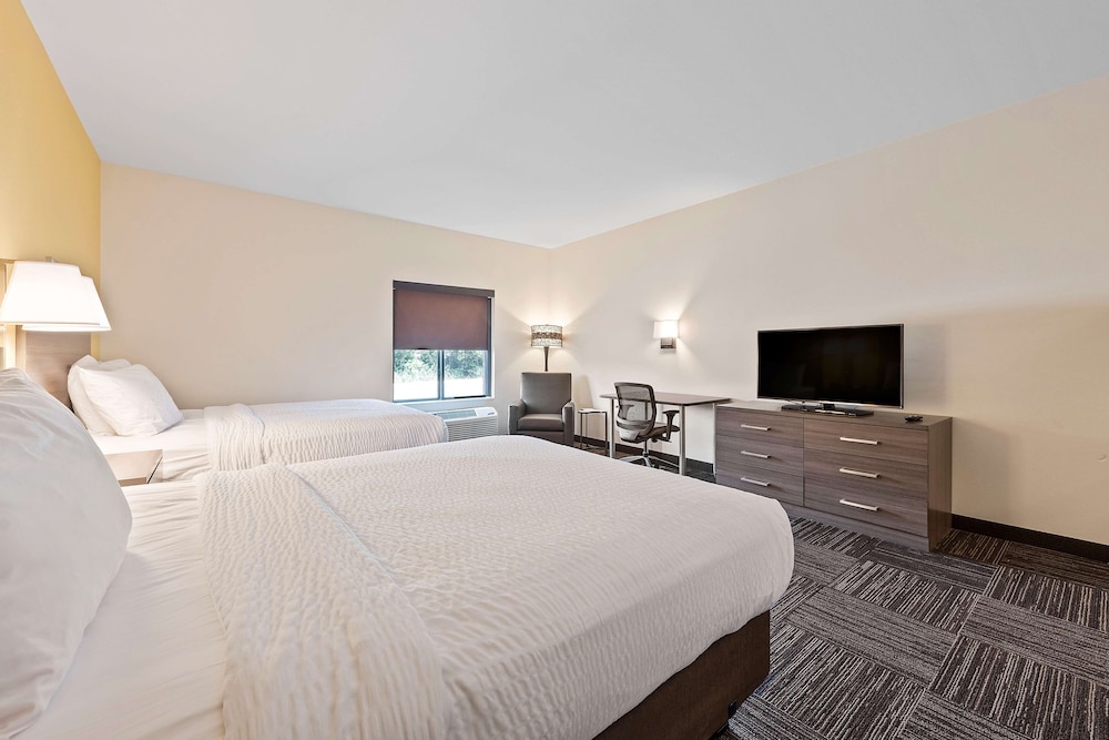 Studio, 2 Queen Beds, Accessible, Non Smoking (Hearing Accessible) photo 1