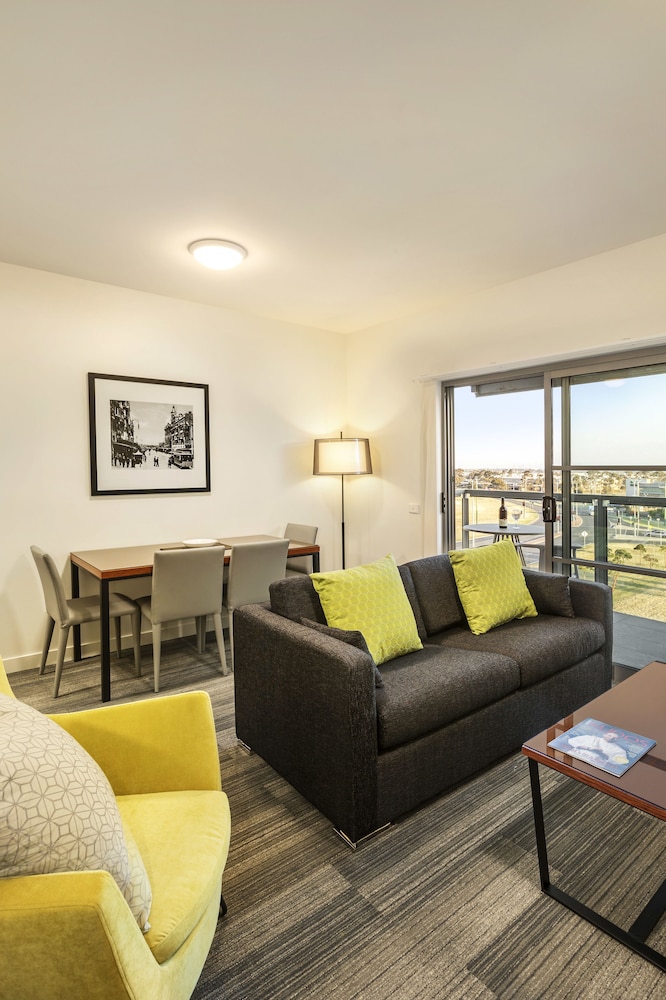 One Bedroom Apartment