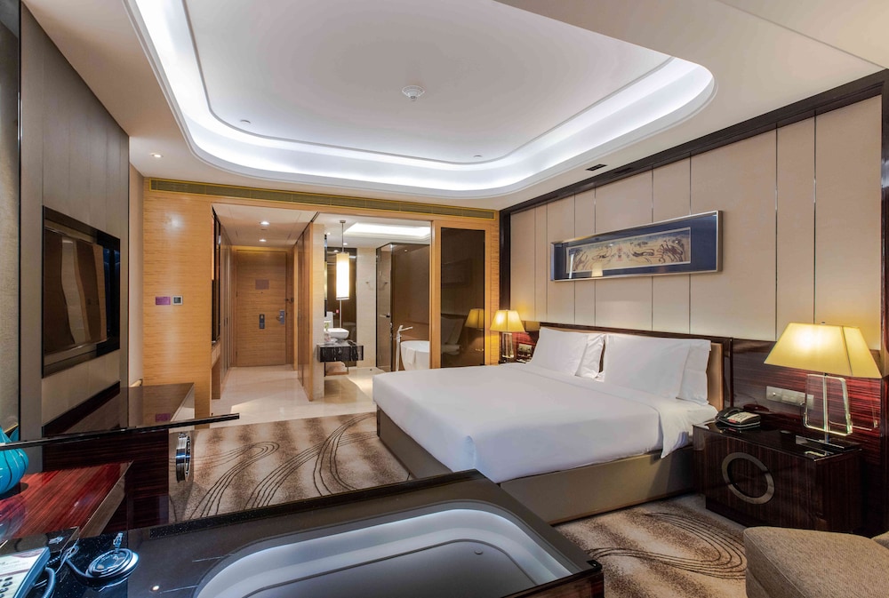 Standard Room, 2 Twin Beds, Club Lounge Access, River View (River View) photo 2