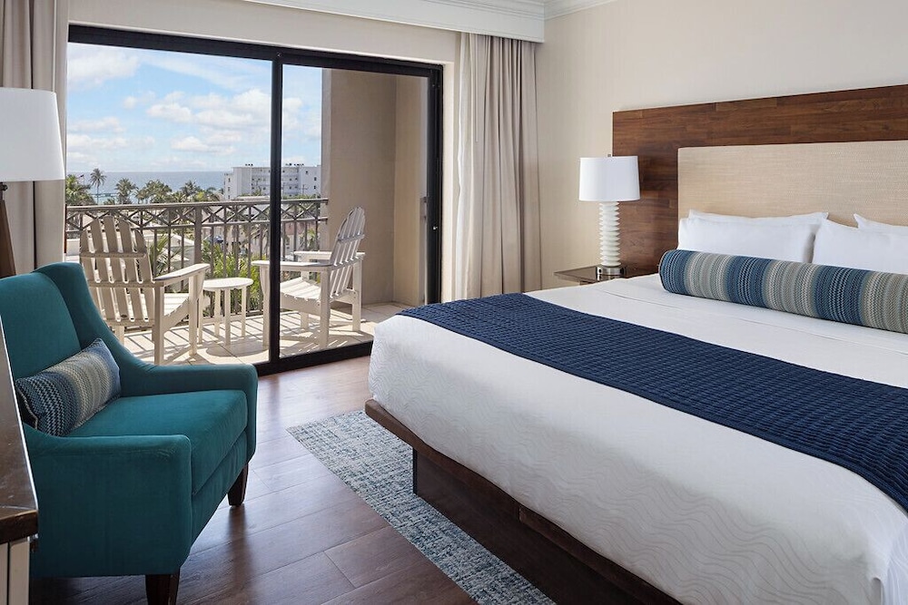 Suite, 1 King Bed with Sofa bed, Ocean View