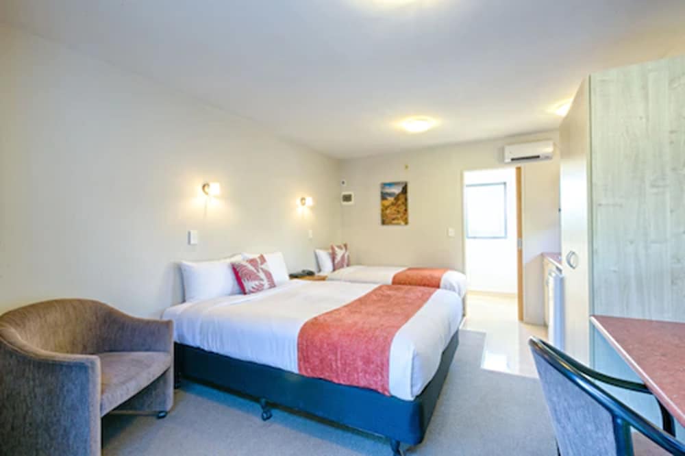Standard Twin Room photo 1