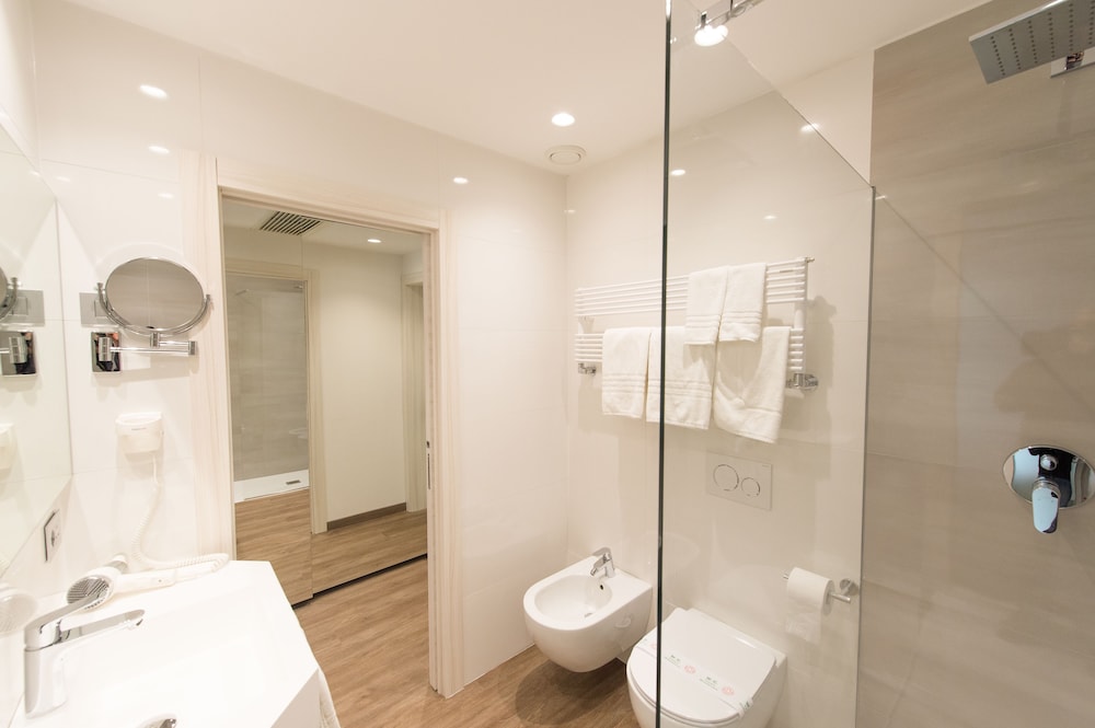 Basic Double Room - Photo 5
