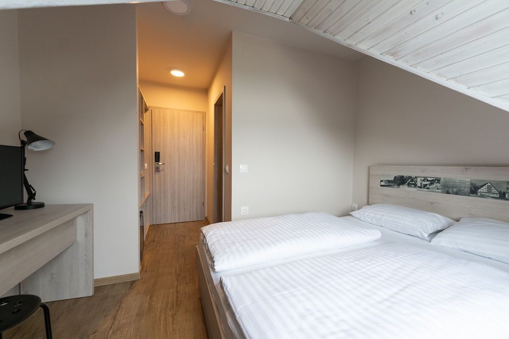Arena double room