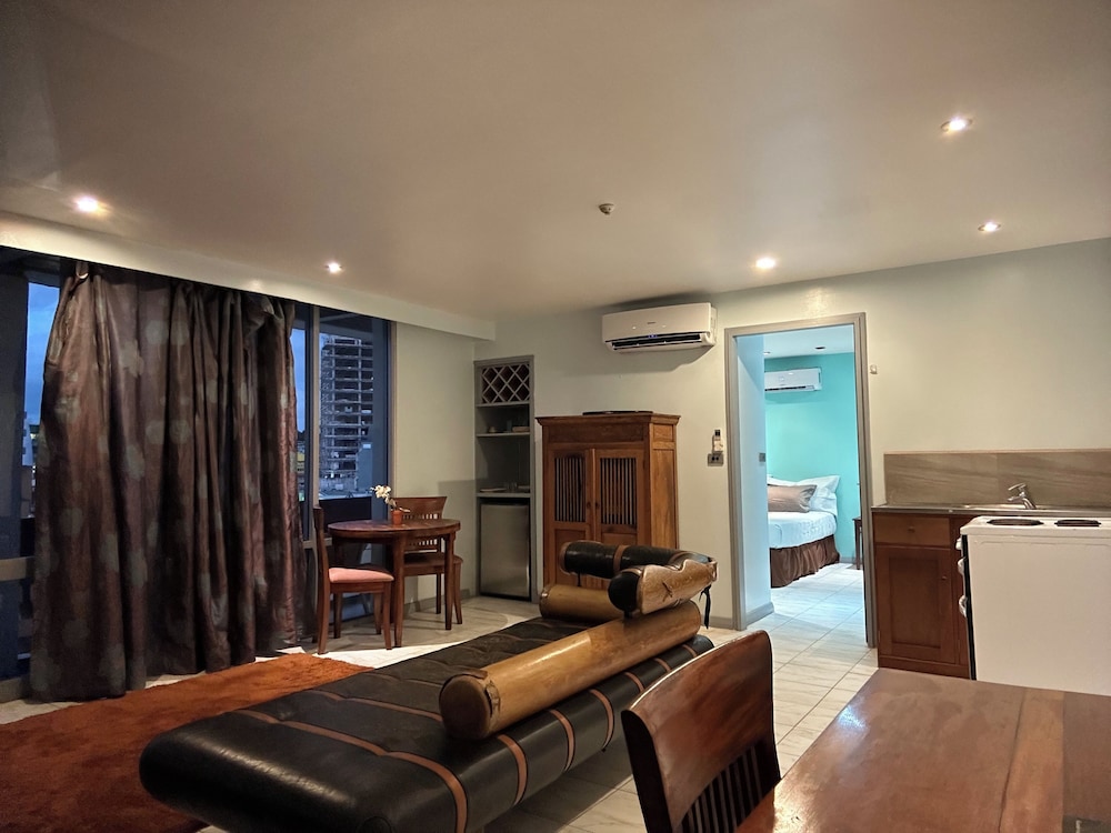 Executive Suite photo 15