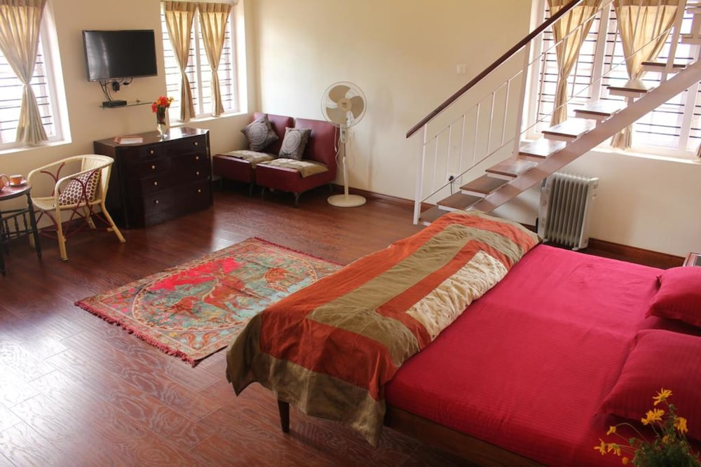 Deluxe Room, 1 Double Bed, Balcony - Photo 1