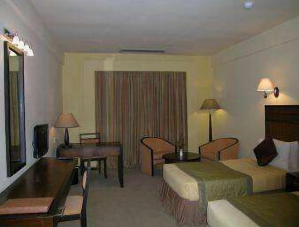Deluxe Twin Room, 2 Twin Beds photo 1