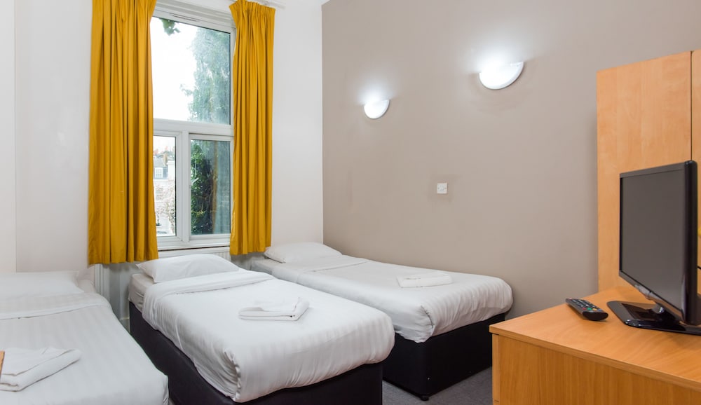 Quadruple Room photo 2