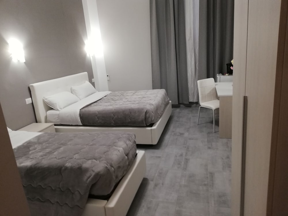 Comfort Triple Room photo 3