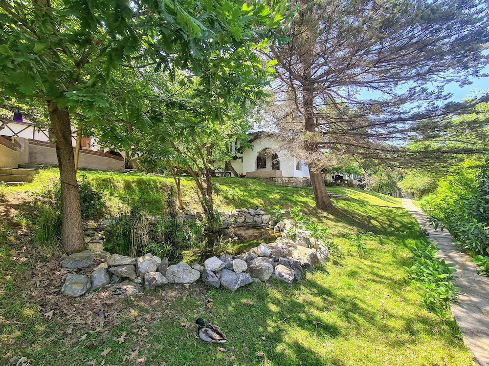 Traditional Cottage - Photo 4