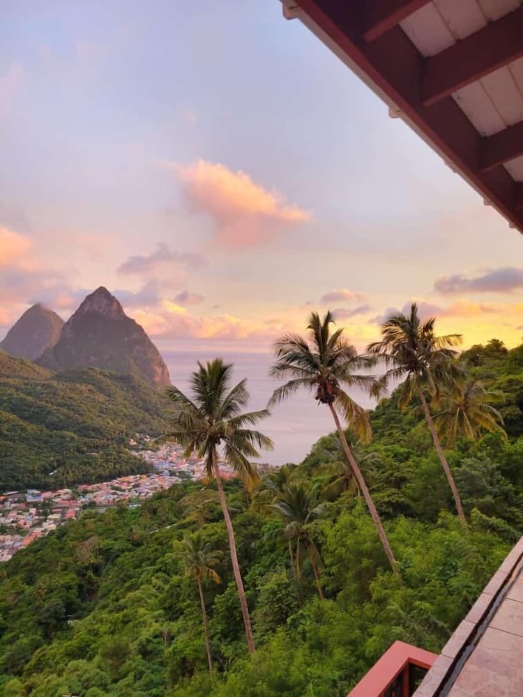 Standard Room, Hill View (escape)