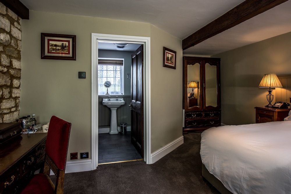 Classic Twin Room - Photo 2