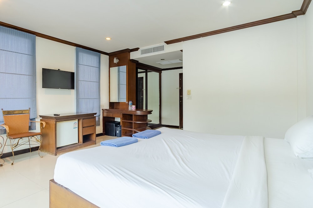 Standard Double Room - Photo 6
