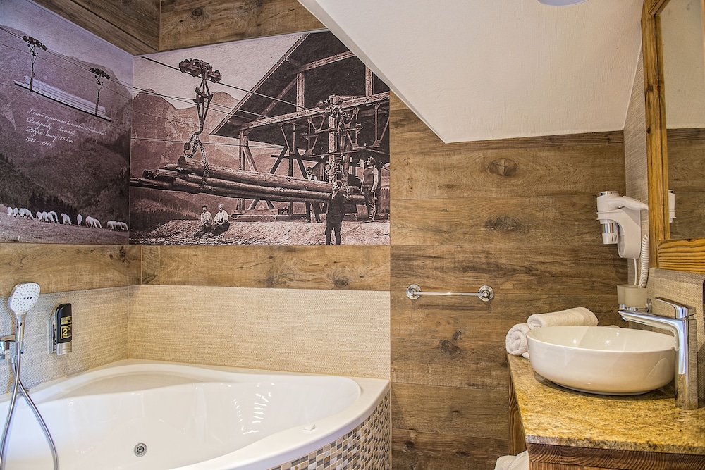 Comfort Double Room (Ski room)