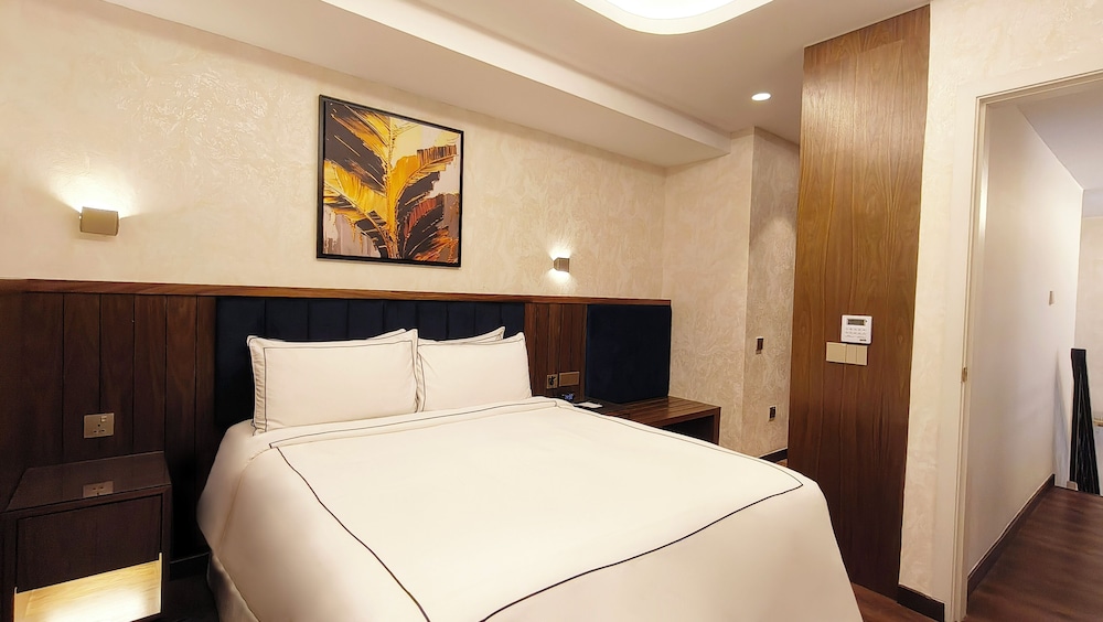 Club Loft, 3 Bedrooms, Pool View, Executive Level photo 3