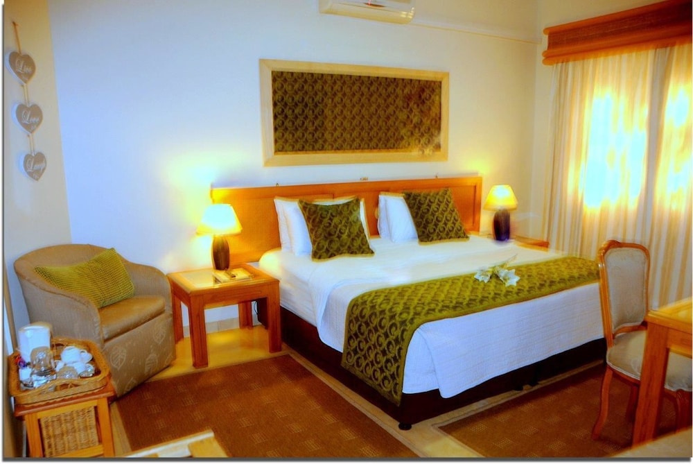 Double Room (RTID 9) - Photo 1